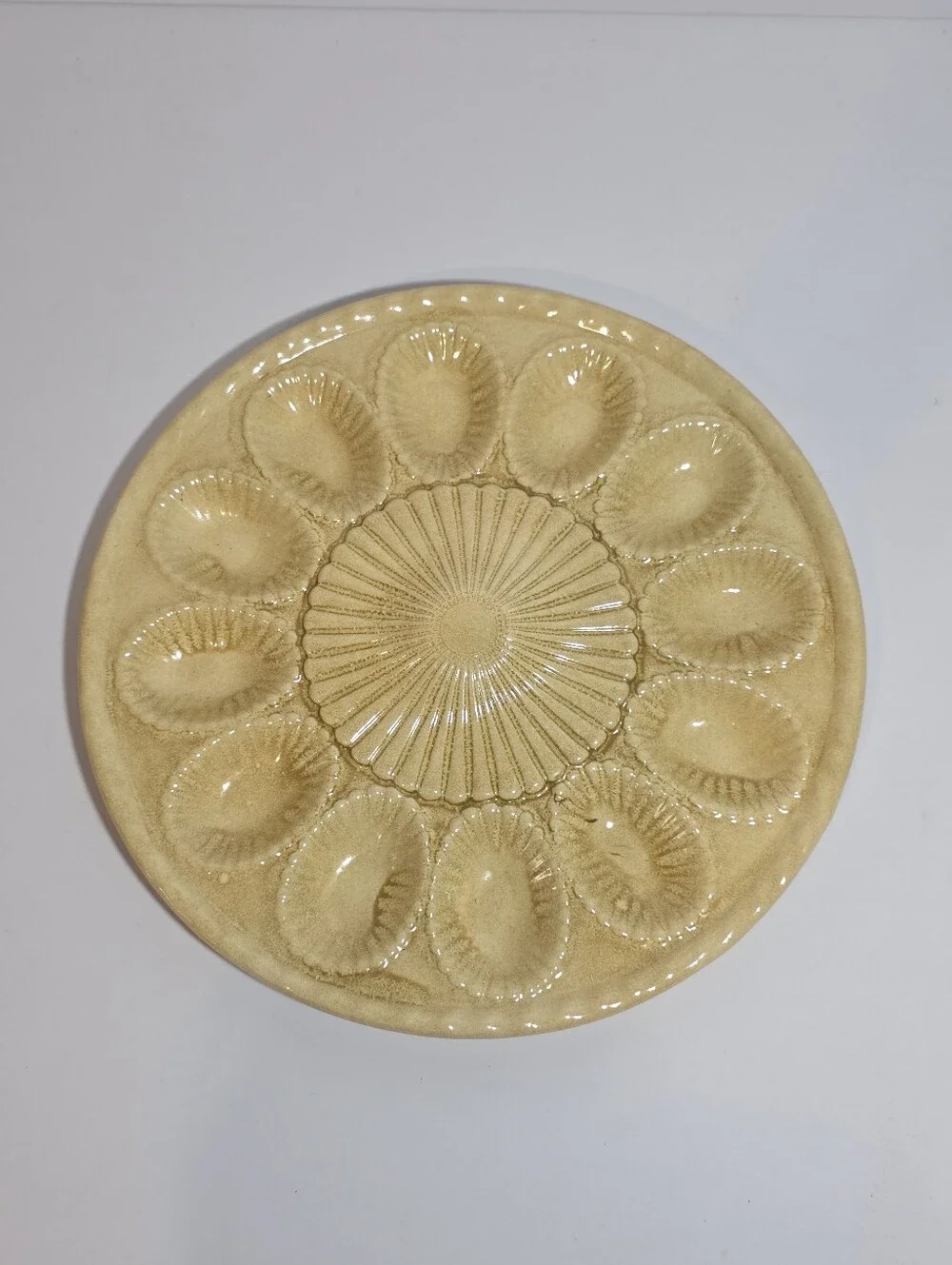 Vintage Ceramic Oyster Plate Seashell 12 Well Deviled Egg Platter Yellow Tan